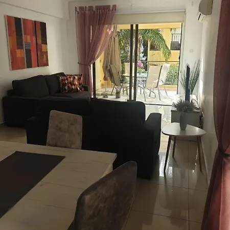 Amazing Modern 2 Bedroom Flat In Larnaca
