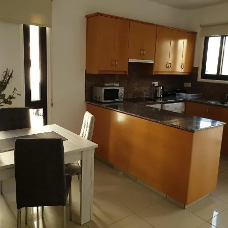 Amazing Modern 2 Bedroom Flat In Larnaca Apartamento Voroklini